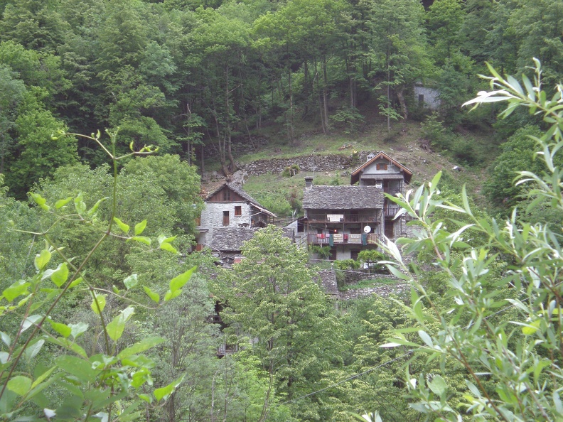 Road to Macugnaga360.JPG